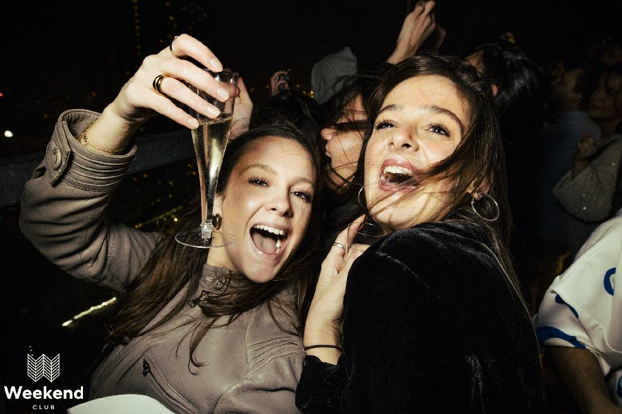 Party Bild vom 31.12.2024